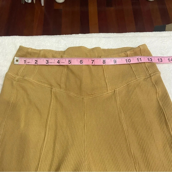 New! Free People FP movement got shot kick flares nwot 28252 - Picture 11 of 15